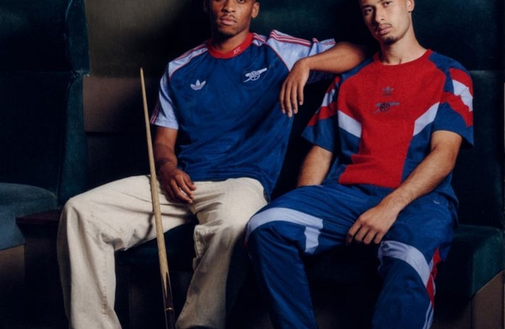 Arsenal shirt in casual streetwear-stijl met Adidas Originals kleding voor dagelijks gebruik